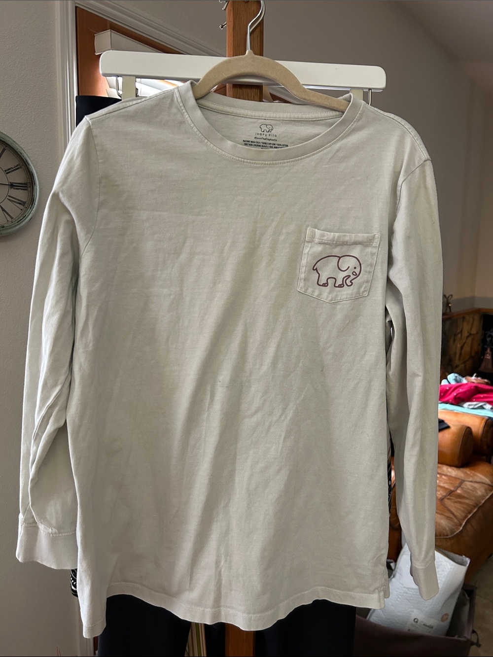ivory ella Cream Long-Sleeve Pocket Tee with Elephant Outline